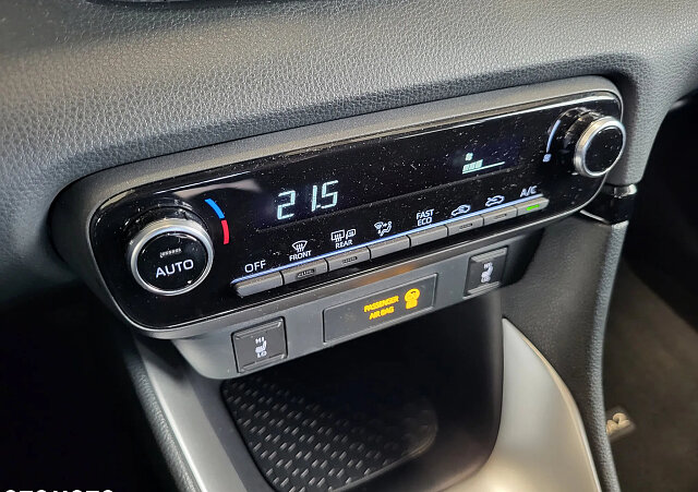 Mazda 2 Hybrid - Kolor Lead Grey, zdjęcie 6