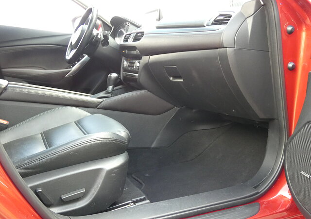 Mazda 6 - Kolor Czerwony, zdjęcie 12