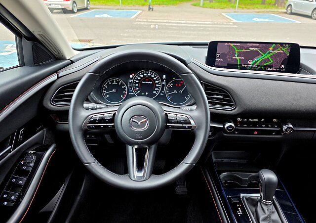 Mazda CX-30 - Kolor Ceramic Metalic, zdjęcie 7