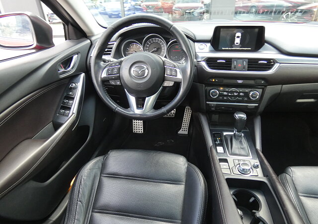 Mazda 6 - Kolor Czerwony, zdjęcie 11