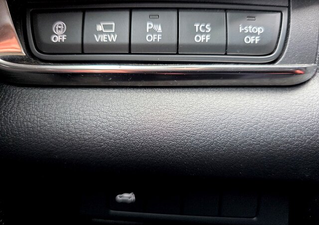 Mazda CX-30 - Kolor Machine Gray, zdjęcie 14