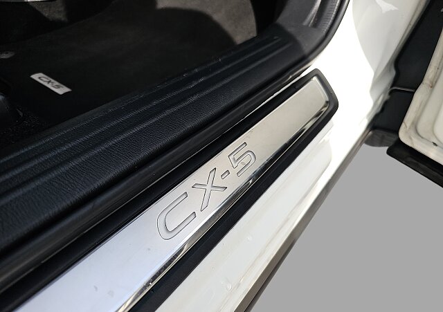 Mazda CX-5 - Kolor Snowflake White Pearl, zdjęcie 20