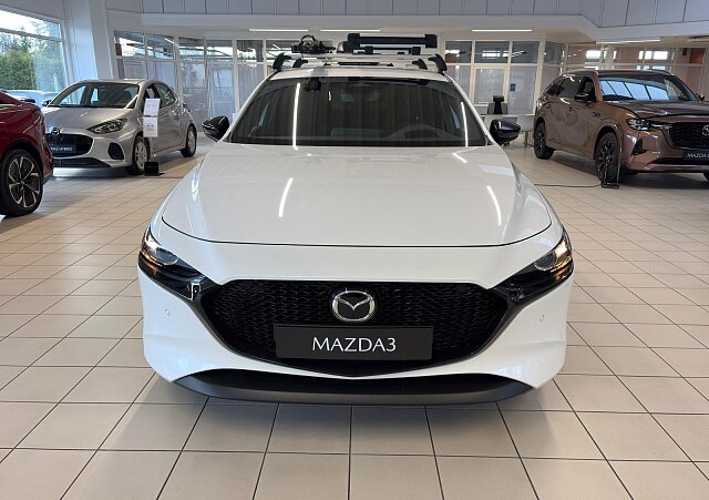 Mazda 3 - Kolor Snowflake White Pearl, zdjęcie 2