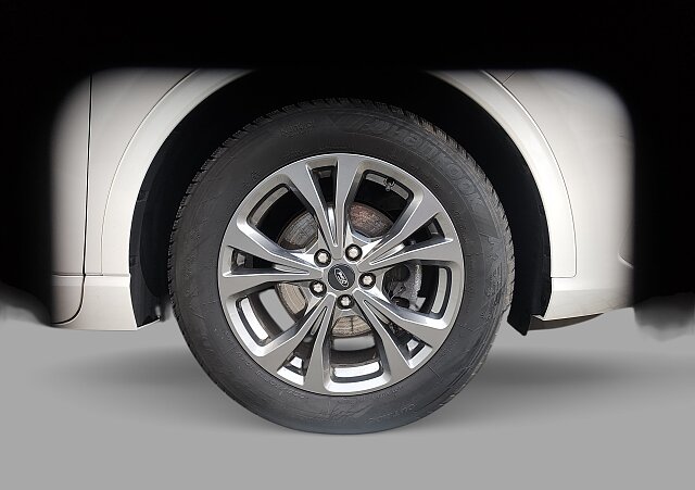 Ford Kuga - Kolor Biały, zdjęcie 9