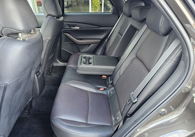 Mazda CX-30 - Kolor Titanium Flash, zdjęcie 15