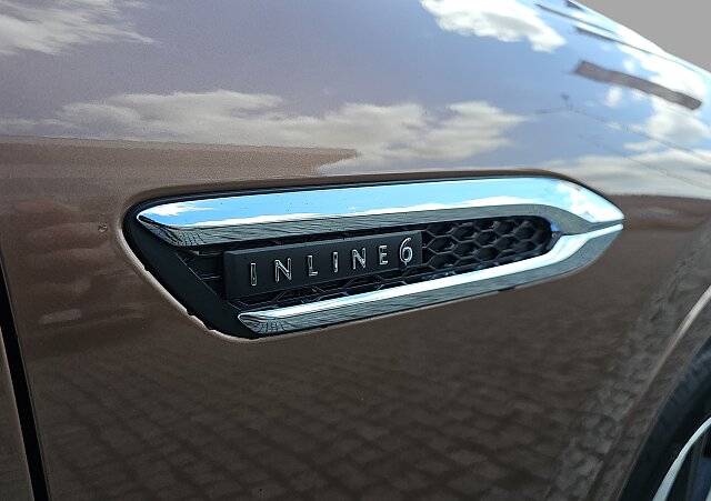 Mazda CX-80 - Kolor Melting Copper, zdjęcie 21