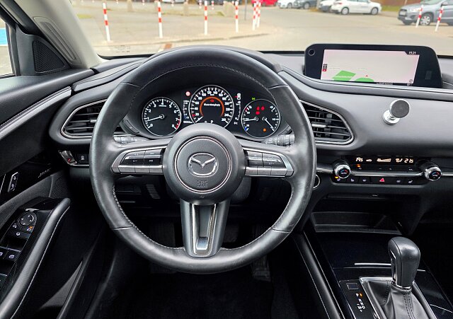 Mazda CX-30 - Kolor Machine Gray, zdjęcie 6