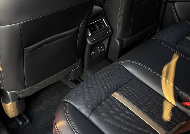 Mazda CX-60 - Kolor Soul Red Crystal, zdjęcie 9