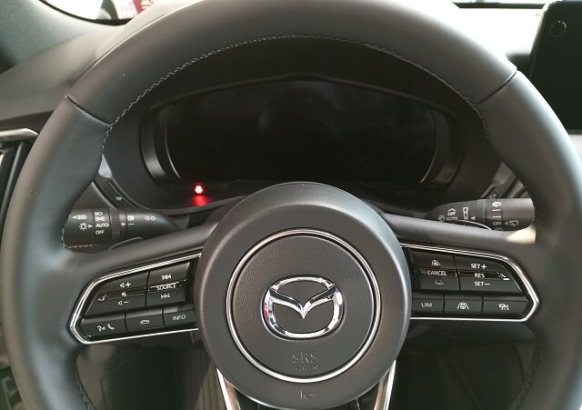 Mazda CX-60 - Kolor Platinum Quartz, zdjęcie 3