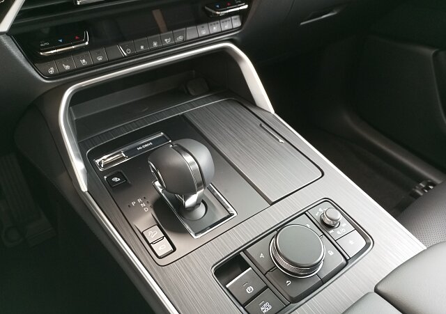 Mazda CX-60 - Kolor Platinum Quartz, zdjęcie 6