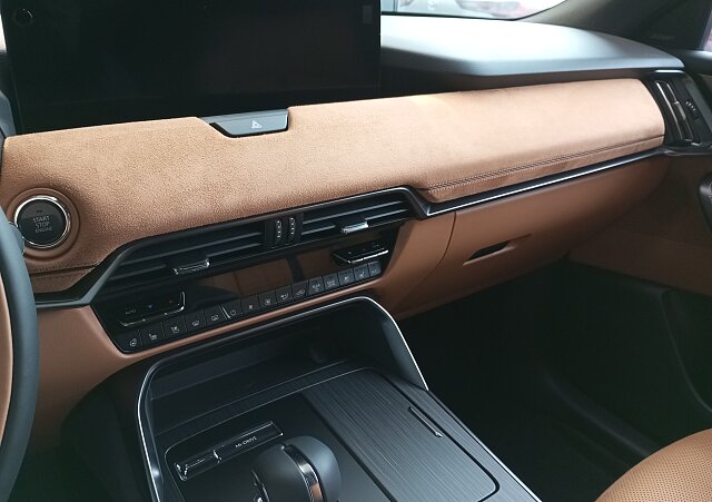 Mazda CX-80 - Kolor Jet Black, zdjęcie 4