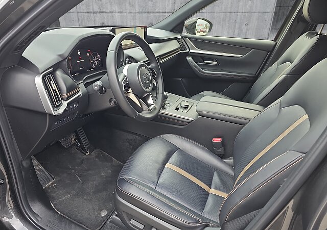 Mazda CX-60 - Kolor Machine Gray, zdjęcie 9