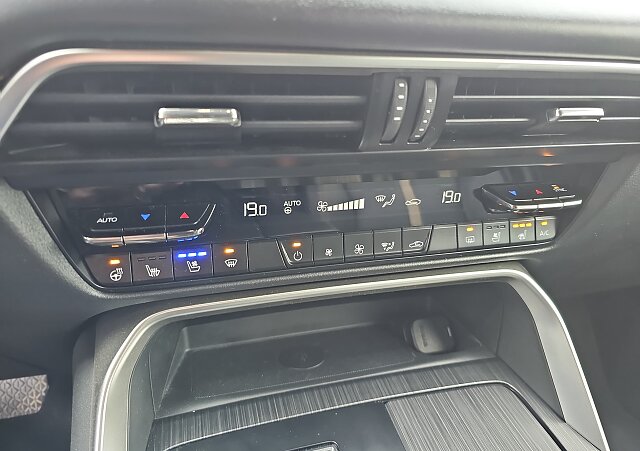 Mazda CX-60 - Kolor Machine Gray, zdjęcie 19