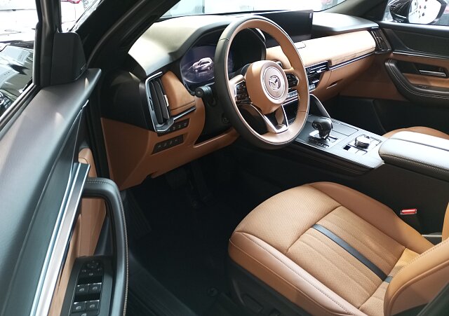 Mazda CX-80 - Kolor Jet Black, zdjęcie 2