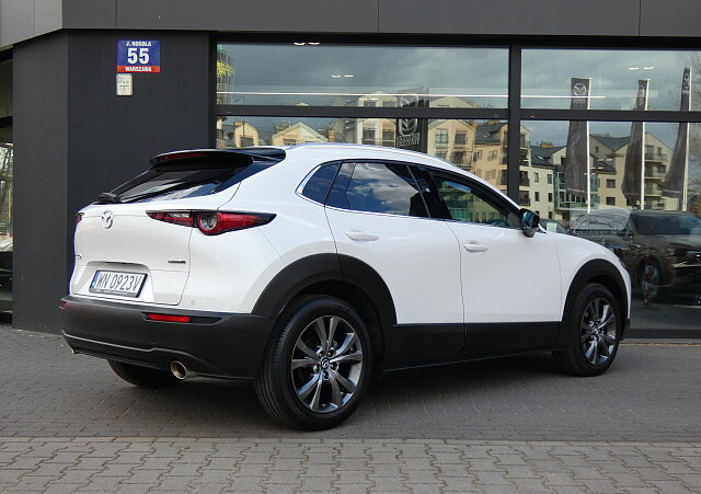 Mazda CX-30 - Kolor Snowflake White Pearl, zdjęcie 16