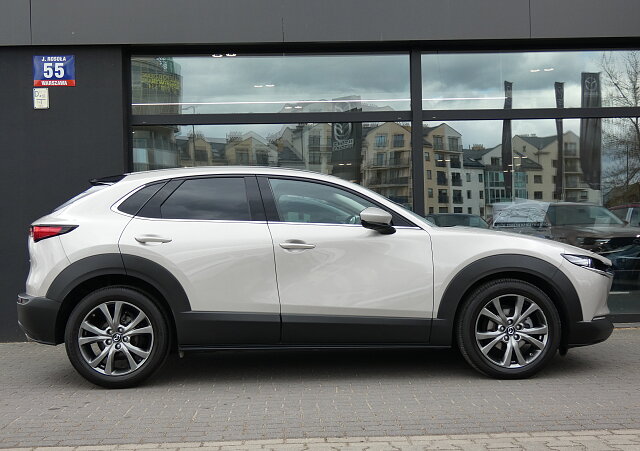 Mazda CX-30 - Kolor Platinum Quartz, zdjęcie 5