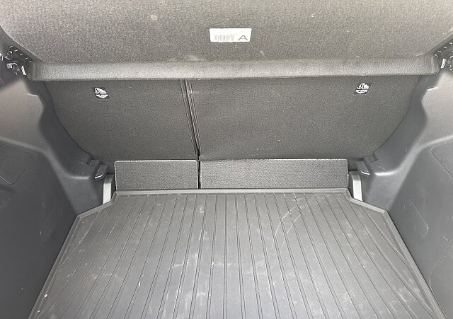 Mazda 2 Hybrid - Kolor Opera Black, zdjęcie 9