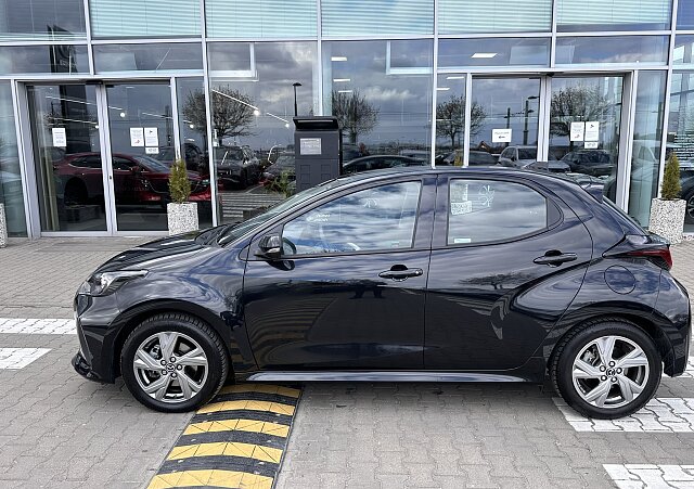 Mazda 2 Hybrid - Kolor Opera Black, zdjęcie 4