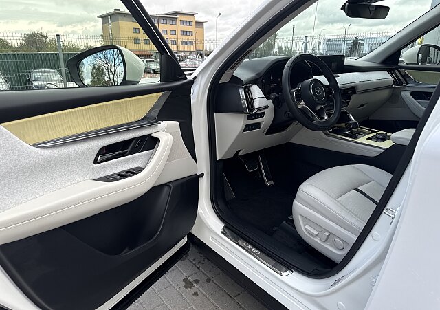 Mazda CX-60 - Kolor Rhodium White, zdjęcie 5