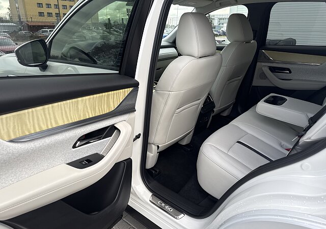 Mazda CX-60 - Kolor Rhodium White, zdjęcie 19