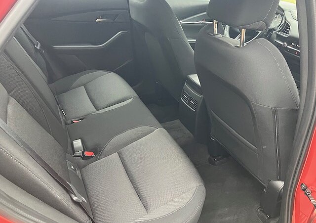Mazda CX-30 - Kolor Czerwony, zdjęcie 7