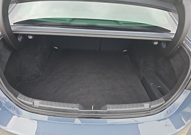 Mazda 3 - Kolor Polymetal Gray, zdjęcie 14