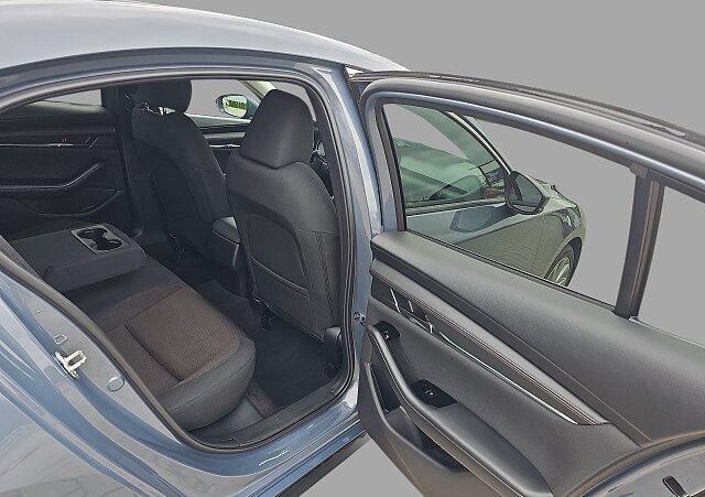 Mazda 3 - Kolor Polymetal Gray, zdjęcie 15
