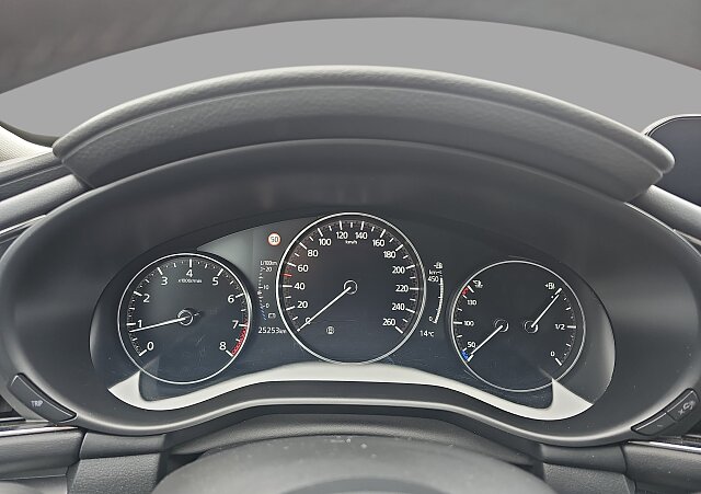 Mazda 3 - Kolor Polymetal Gray, zdjęcie 18
