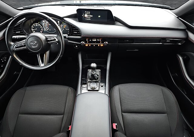 Mazda 3 - Kolor Machine Gray, zdjęcie 16