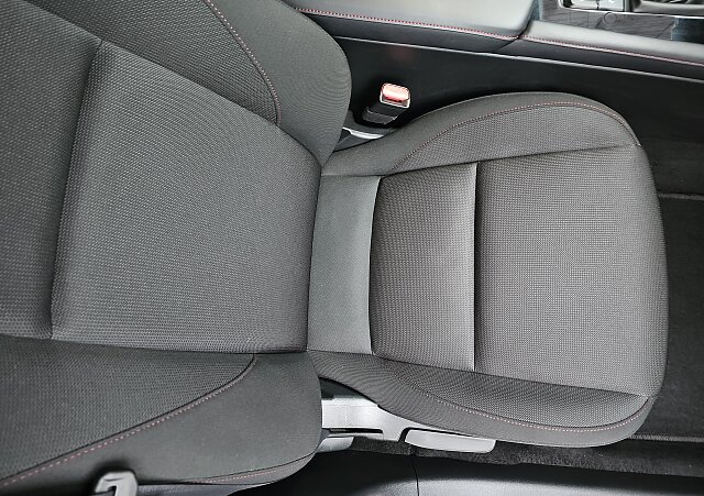 Mazda 3 - Kolor Machine Gray, zdjęcie 20