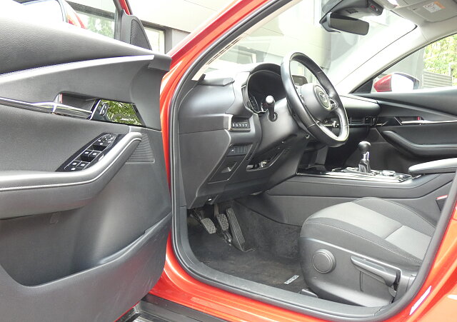 Mazda CX-30 - Kolor Soul Red Crystal, zdjęcie 12