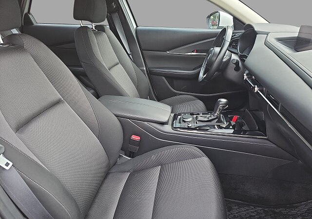 Mazda CX-30 - Kolor Arctic White, zdjęcie 21