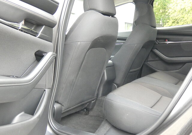 Mazda 3 - Kolor Machine Gray, zdjęcie 17