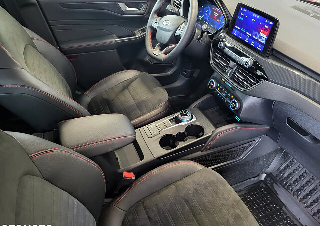 Ford Kuga - Kolor Czerwony, zdjęcie 10
