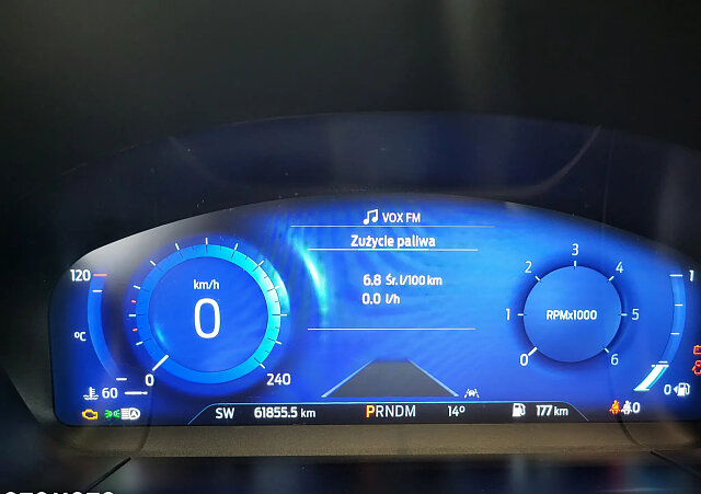 Ford Kuga - Kolor Czerwony, zdjęcie 12