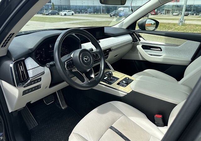 Mazda CX-60 - Kolor Machine Gray, zdjęcie 10