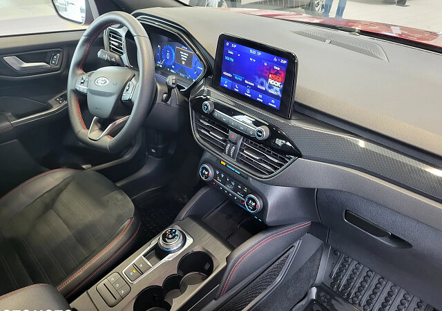 Ford Kuga - Kolor Czerwony, zdjęcie 8