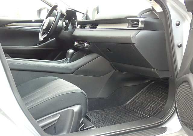 Mazda 6 - Kolor Sonic Silver, zdjęcie 9