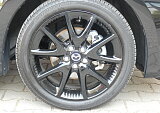 Mazda 2 Hybrid - Kolor Opera Black, zdjęcie 8