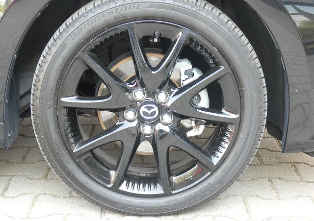 Mazda 2 Hybrid - Kolor Opera Black, zdjęcie 8