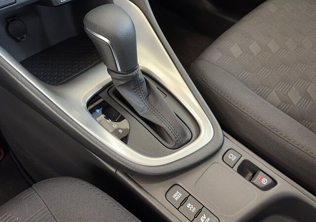 Mazda 2 Hybrid - Kolor Lead Grey, zdjęcie 11