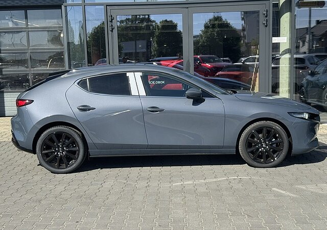 Mazda 3 - Kolor Polymetal Gray, zdjęcie 5