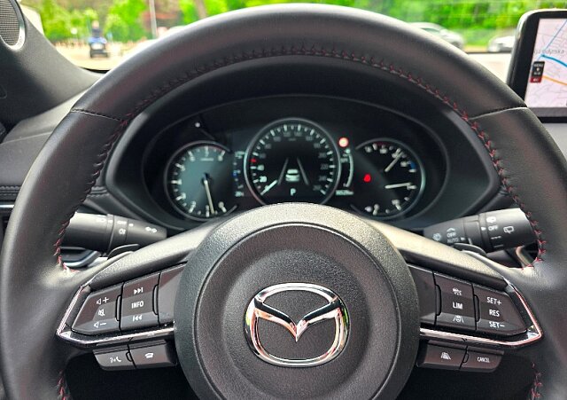 Mazda CX-5 - Kolor Jet Black, zdjęcie 7