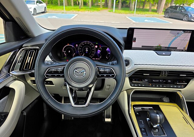Mazda CX-60 - Kolor Soul Red Crystal, zdjęcie 8