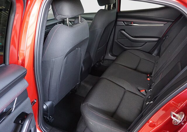 Mazda 3 - Kolor Soul Red Crystal, zdjęcie 8