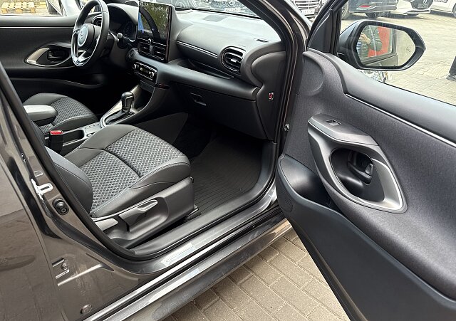 Mazda 2 Hybrid - Kolor Lead Grey, zdjęcie 22