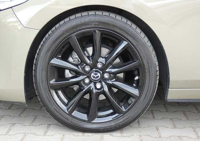 Mazda 3 - Kolor Zircon Sand Metalic, zdjęcie 8