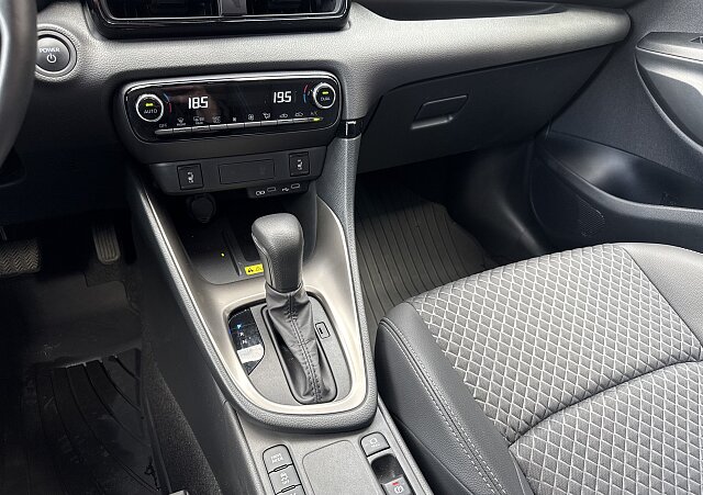 Mazda 2 Hybrid - Kolor Lead Grey, zdjęcie 12
