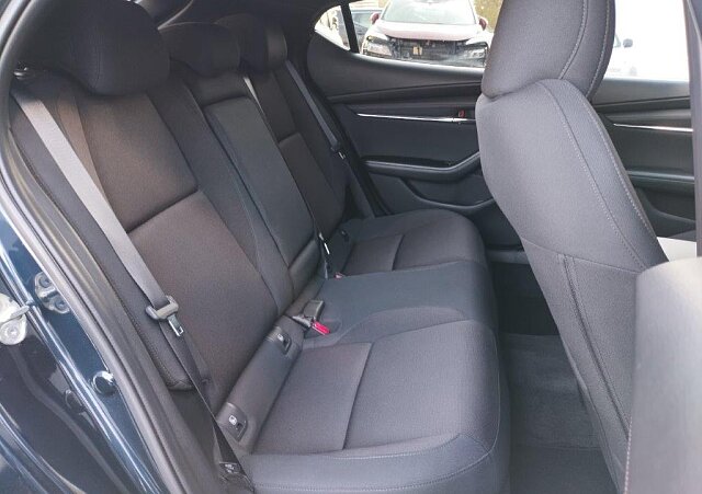 Mazda 3 - Kolor Deep Crystal Blue, zdjęcie 9