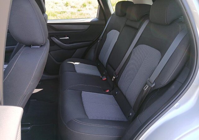 Mazda CX-60 - Kolor Sonic Silver, zdjęcie 15